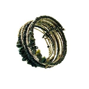 Expandable bead cuff bracelet